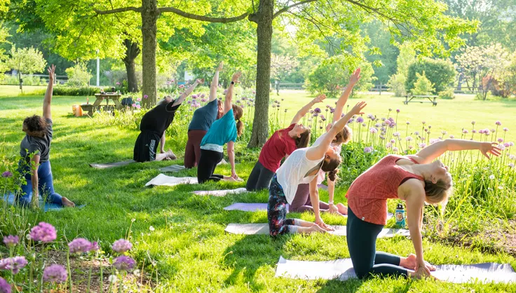 9658-yoga-in-the-garden